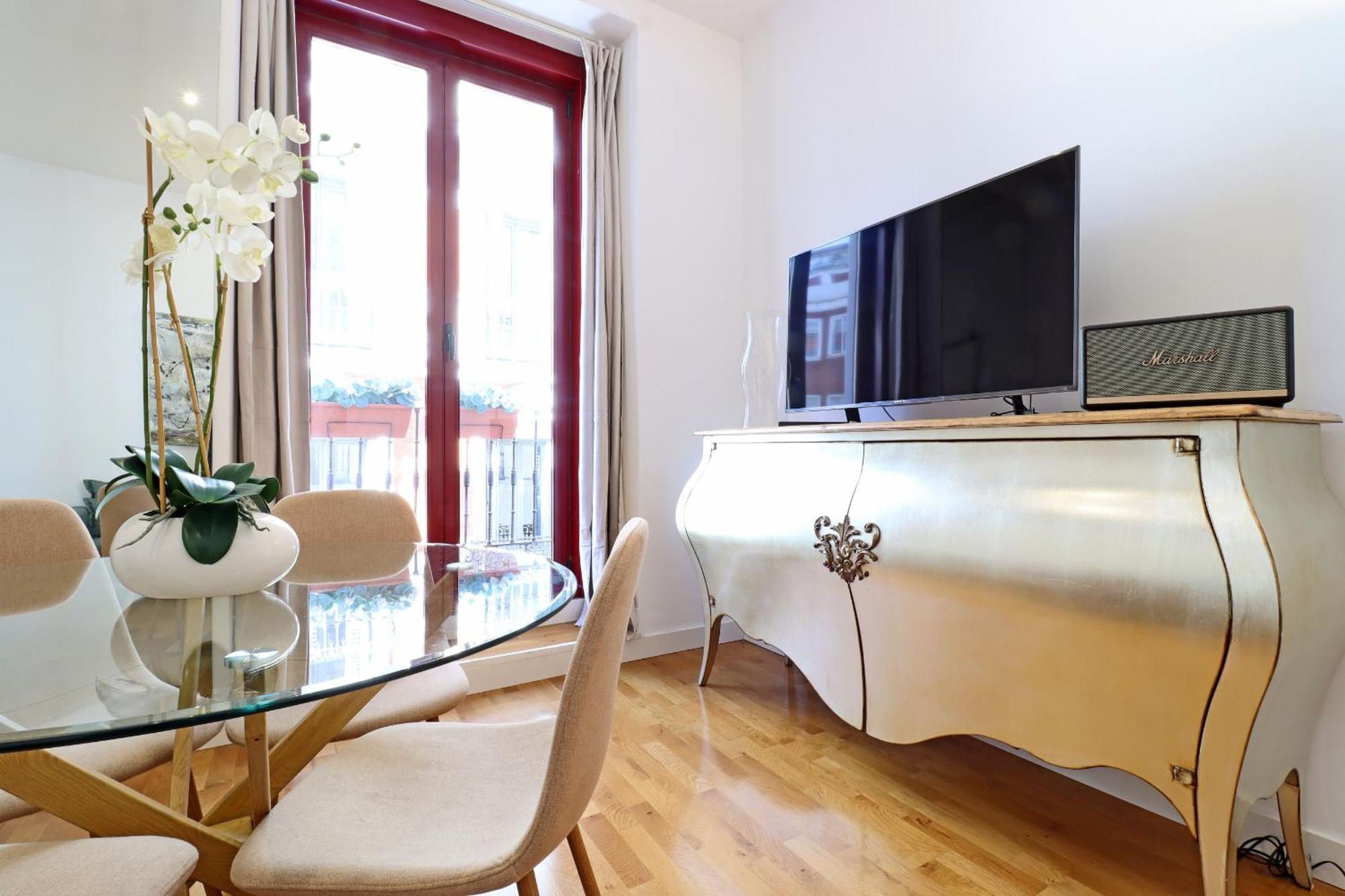 Chueca Suites Madrid Extérieur photo