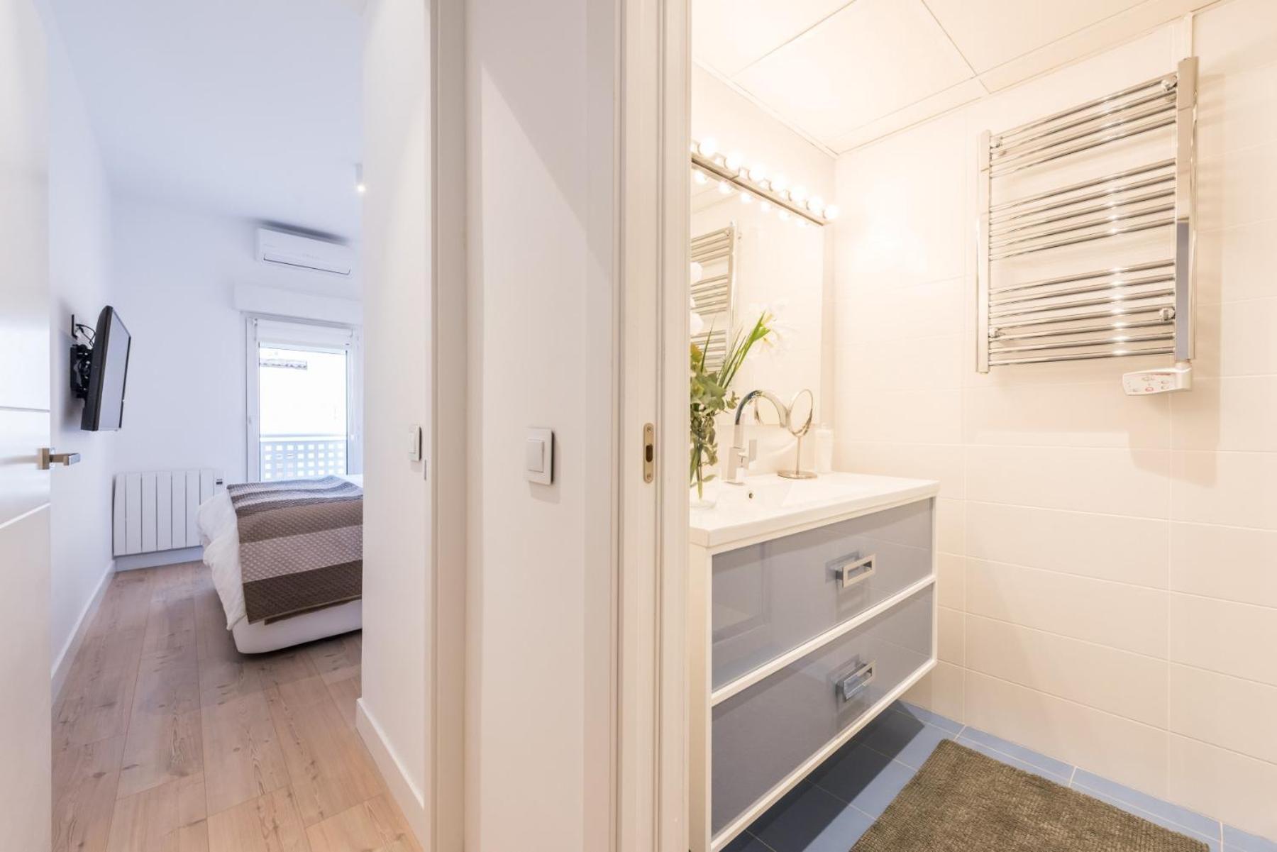 Chueca Suites Madrid Extérieur photo
