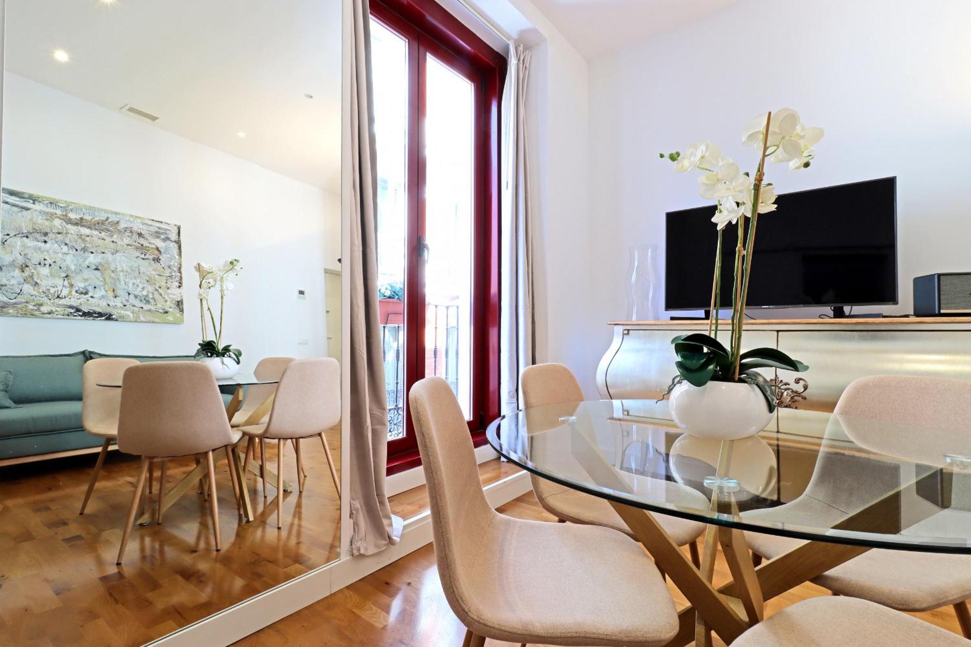 Chueca Suites Madrid Extérieur photo